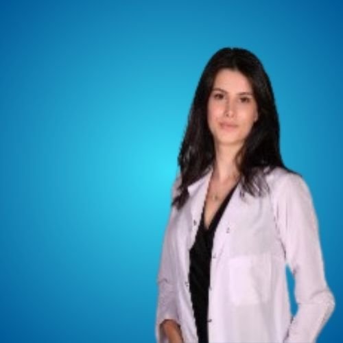 Psikolog Begüm Durmuş